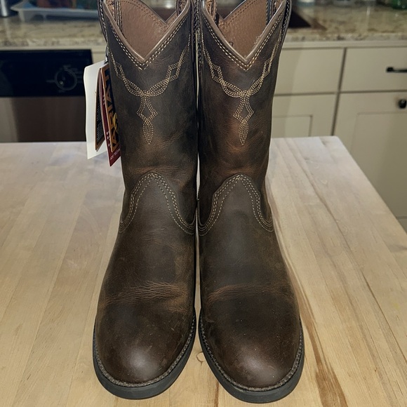 ARIAT Leather Roper Boots - Picture 6 of 8